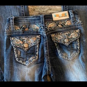 Girls Grace in LA Jeans